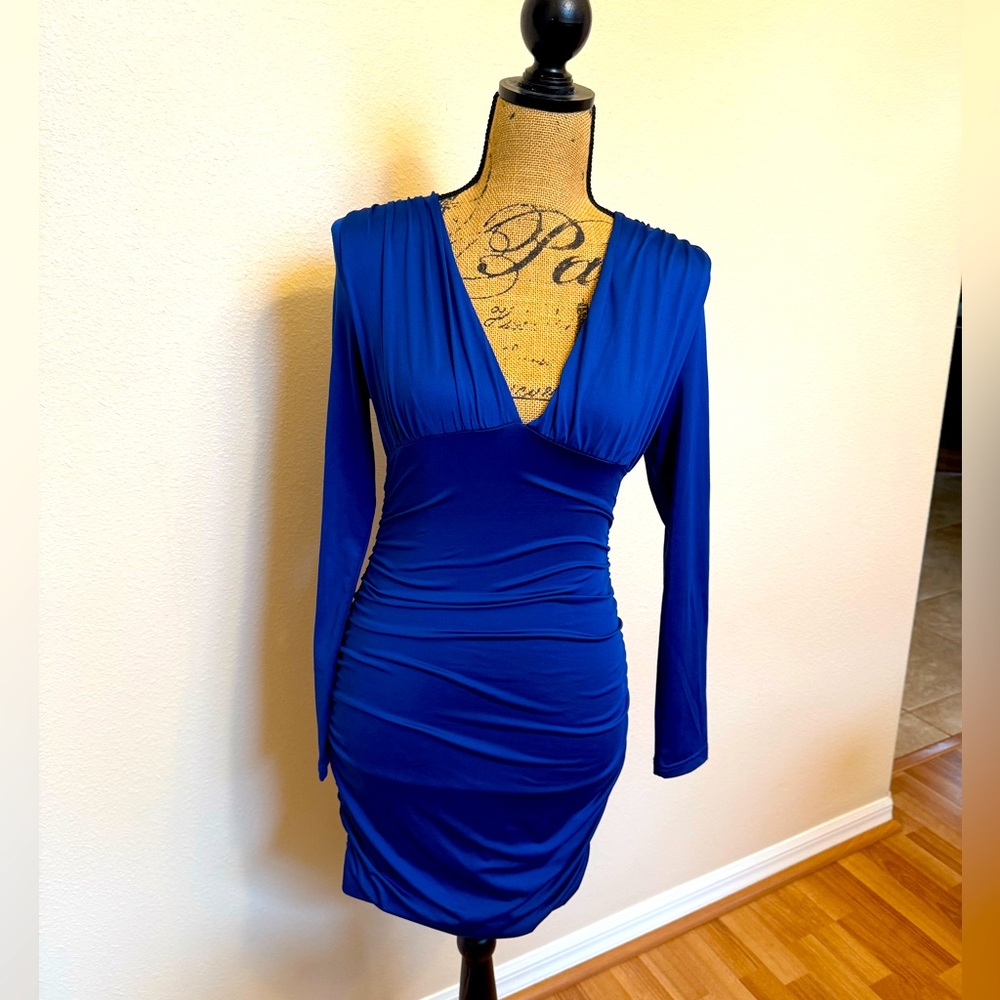 Blue rouge, body con mini dress